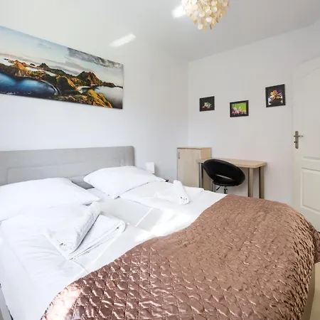 Apartamenty Sun & Snow Kolobrzeg Jantar Exterior photo